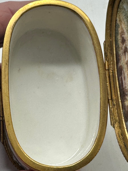 Double Snuff Box. European Porcelain. Landscape Scenes. 19th Century