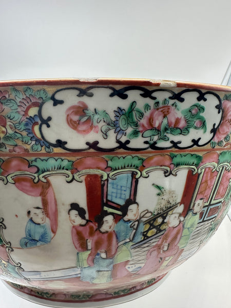 16" Punch Bowl. Chinese Porcelain Rose Medallion. Late 19th Century. Circa 1880
