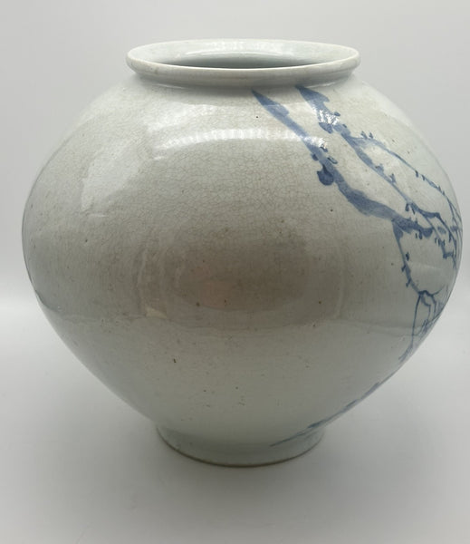 Large Korean Porcelain Blue and White Moon Jar. 19th Century Joseon. 12" Height