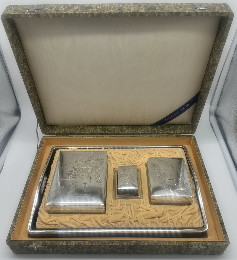 Japanese Smoking Set Jungin Pure Silver and Ebonized Wood. Meiji. Fitted Box.