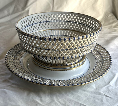 Vienna Porcelain Reticulated Bowl on Stand. White, Blue, Gold. 18th C. 10 1/2" D