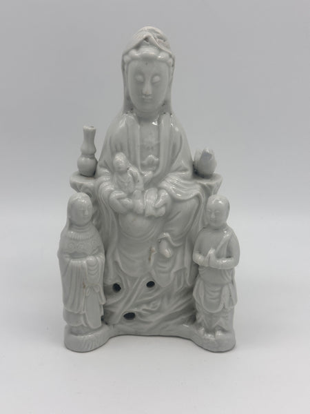 Chinese Blanc d'Chine White Porcelain Qwan Yin. Guan Yin. 7" Height