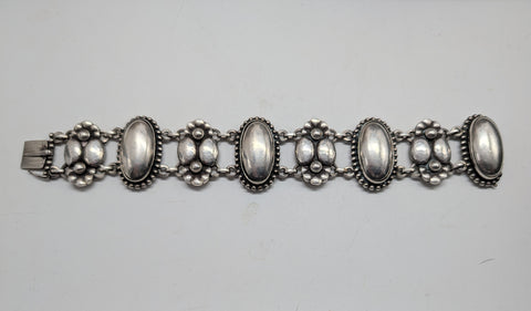 Bracelet. Early Georg Jensen Denmark. Sterling Silver. 7 3/8" Length